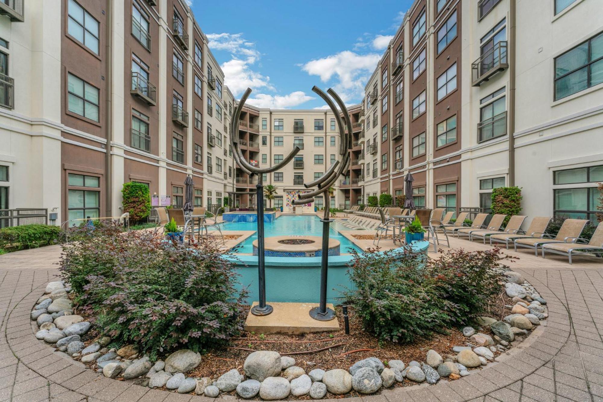 Appartamento Cs 4201 Uptown 1Br, Pool, Gym, Parking Dallas Esterno foto